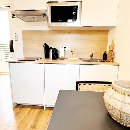 Proche Gare, 5 Min Du Midi, Studio, Terrasse - Palmazur Cannes